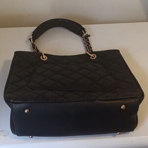 Chanel 10×13 in leather quilted tote purse